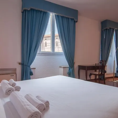 Maison d'hôtes Umbrian Concierge - Duomo *
